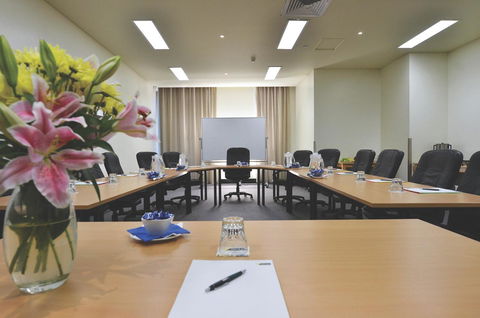 Metro Advance Apartments & Hotel - Sydney 4u 7