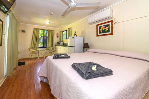 Oasis Tourist Park - Accommodation Sydney 9