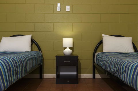 Discovery Resorts - Kings Canyon - Sydney 4u 32