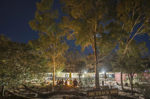 Discovery Resorts - Kings Canyon - Sydney 4u 11