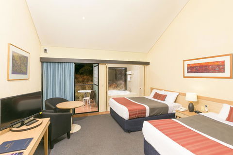 Discovery Resorts - Kings Canyon - Sydney 4u 12