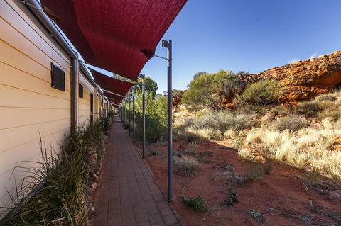 Discovery Resorts - Kings Canyon - Sydney 4u 13