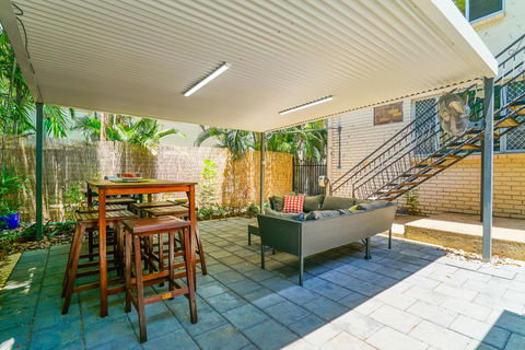 Nightcliff Gem - Your Holiday Retreat - Sydney 4u 11
