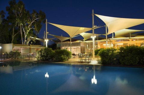 Sails In The Desert - Sydney 4u 2