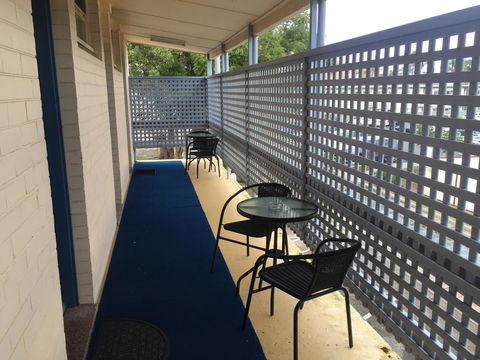 Golden Sands Motor Inn - Sydney 4u 17