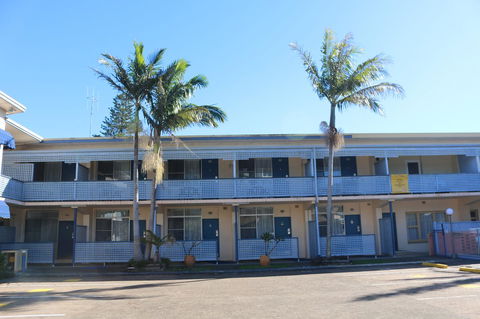 Golden Sands Motor Inn - Sydney 4u 11