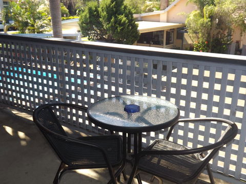Golden Sands Motor Inn - Sydney 4u 6