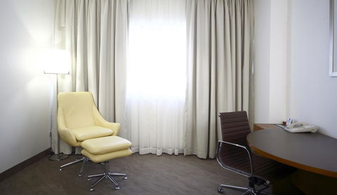Novotel Canberra - Sydney 4u 16