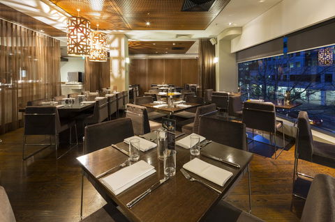 Novotel Canberra - Sydney 4u 1