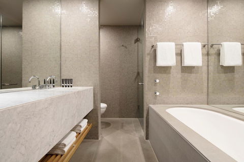 Hotel Realm - Sydney 4u 14