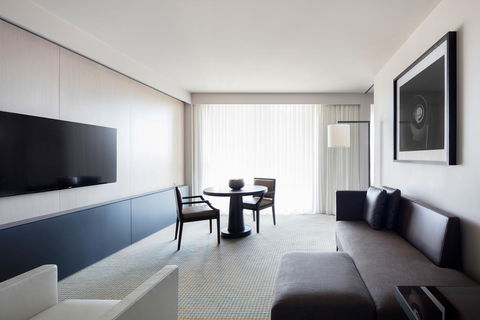Hotel Realm - Sydney 4u 10
