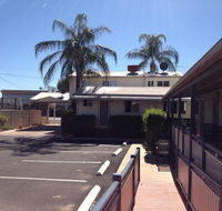 Bottle Tree Gardens Motel - Sydney 4u
