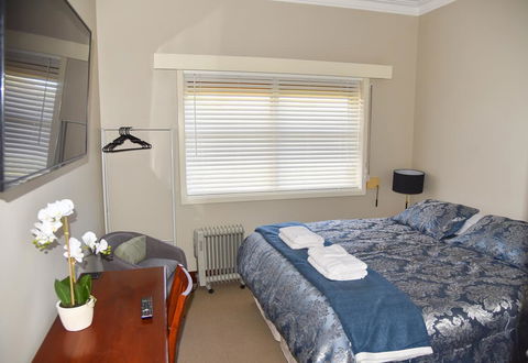 Boucher Manor - Northam. - Sydney 4u 0
