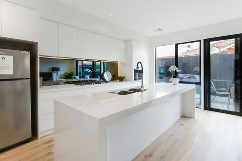 Boutique Stays - Murrumbeena Place 2 - Accommodation Sydney 3