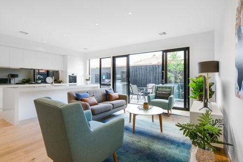 Boutique Stays - Murrumbeena Place 2 - Accommodation Sydney 1