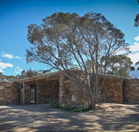 BOYD BAKER HOUSE - Sydney 4u