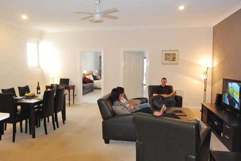 Brayfield Cottage - Sydney 4u 0