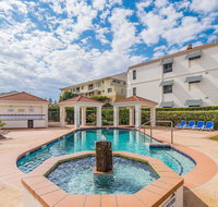 Breakers Block 1 unit 1- Pool in complex - across the road from the beach - Accommodation Sydney