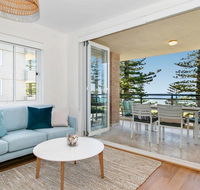 Breath-taking Ocean Front Apartment - Sydney 4u
