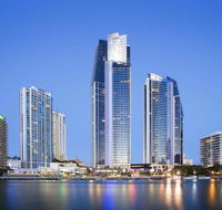 Breathtaking Views 4BD HIGH FLOOR Lux Apartment - Accommodation Sydney