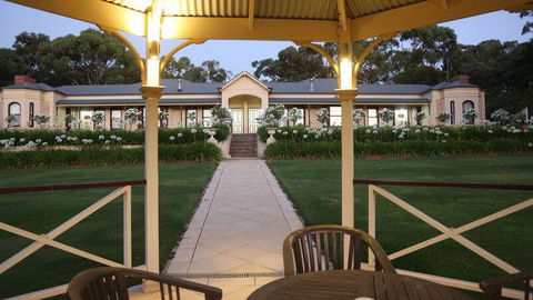 Brice Hill Country Lodge - Sydney 4u 1
