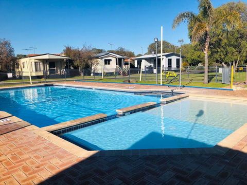 Broadwater Beach Cottage With WiFi - Accommodation Sydney 0