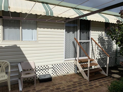 Broadwater Beach Cottage With WiFi - Accommodation Sydney 3