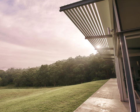 Bundaleer - Architect Designed, Stunning Views! - Sydney 4u 3