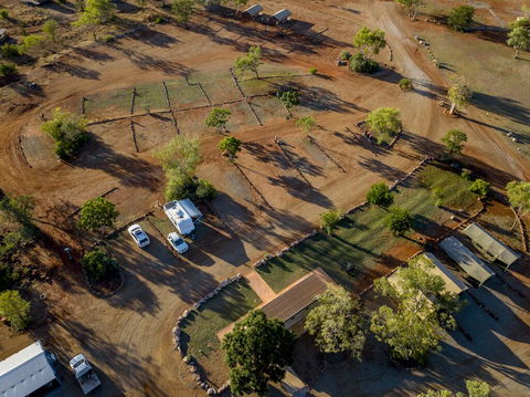 Bungle Bungle Caravan Park - Sydney 4u 2