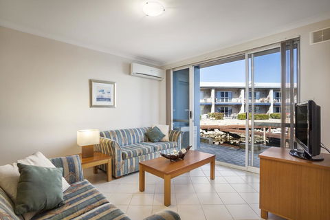 C Mandurah Resort & Serviced Apartments - Accommodation Sydney 2
