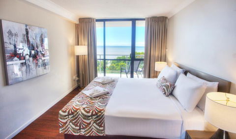 Cairns Plaza Hotel - Sydney 4u 3