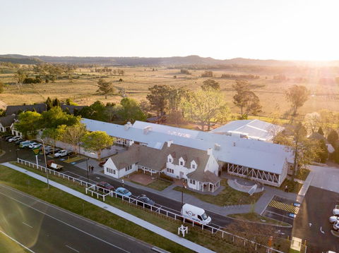Camden Valley Inn - Accommodation Sydney 0