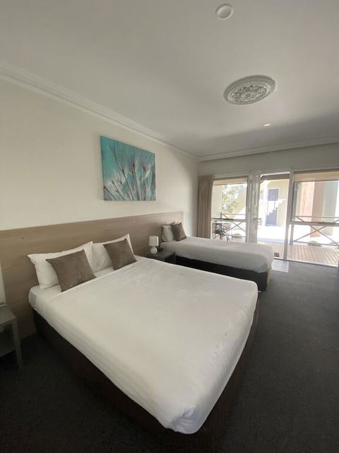 Campaspe Lodge - Sydney 4u 2