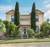 Campbell House - Sydney 4u
