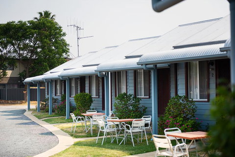 Canberra Ave Villas - Sydney Resort 3