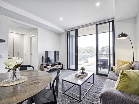 CANBERRA CHIC-hosted By:L'Abode Accommodation - Sydney 4u 2