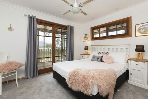 Cants Cottage - Sydney 4u 1