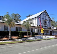 Canungra Hotel - Sydney 4u