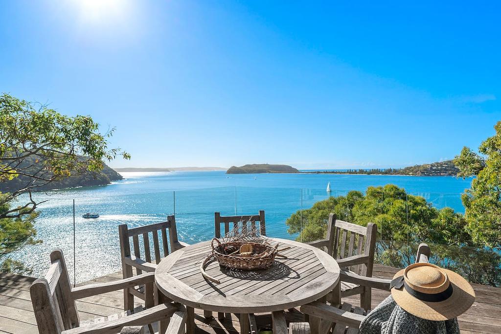 Great Mackerel Beach NSW Accommodation Sydney