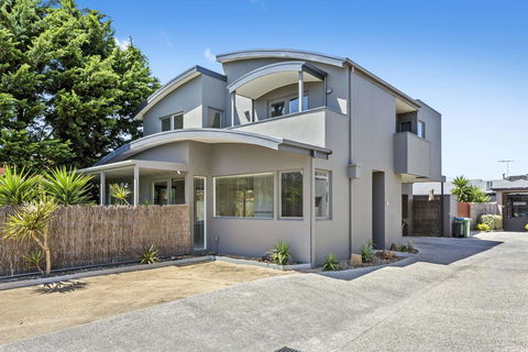 CAPEL'S REST - CAPEL SOUND - Sydney 4u 0