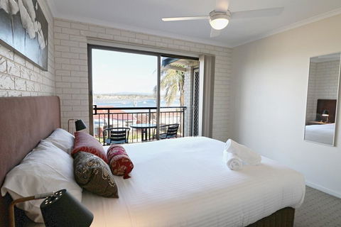 Capri Apartments - Sydney 4u 1