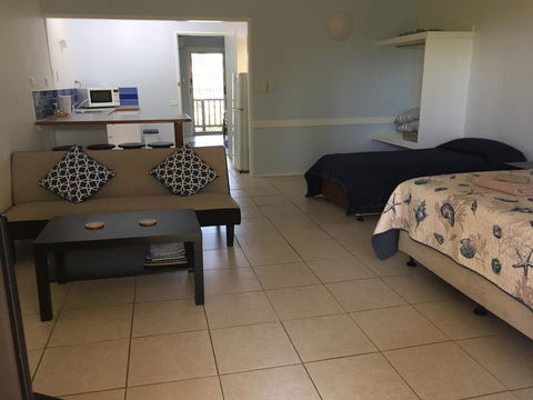 Cardwell Beachfront Motel - Sydney 4u 2
