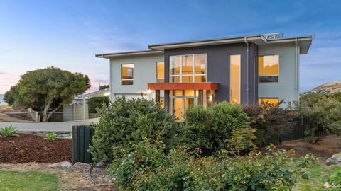 Carrickalinga Shores - 35 Solitude Drive - Sydney 4u 1
