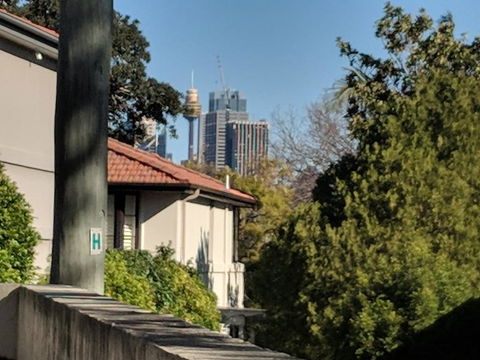 Casa De Sapo A Room In House With A Private Garden - Sydney 4u 0