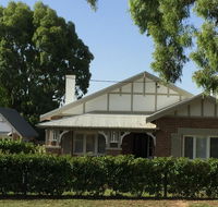 Casey Street Cottage Suite - Sydney 4u