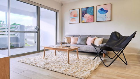 Central Garden City Apt - Mobile Hotspot & WiFi - - Sydney 4u 1