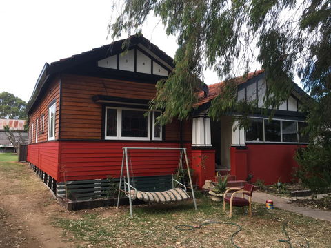 Character 1940s Property - Sydney 4u 0
