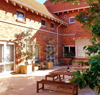 Chateau Cottesloe by the beach - Sydney 4u