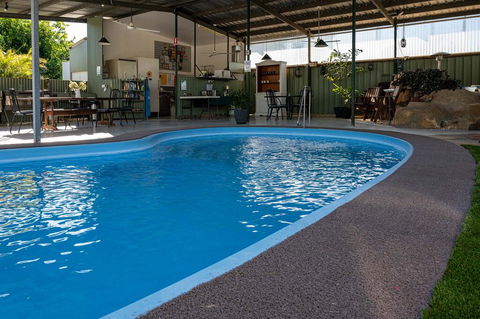 Chillagoe Cabins And Tours - Sydney 4u 3