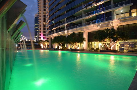 Circle On Cavill - HR Surfers Paradise - Accommodation Sydney 2